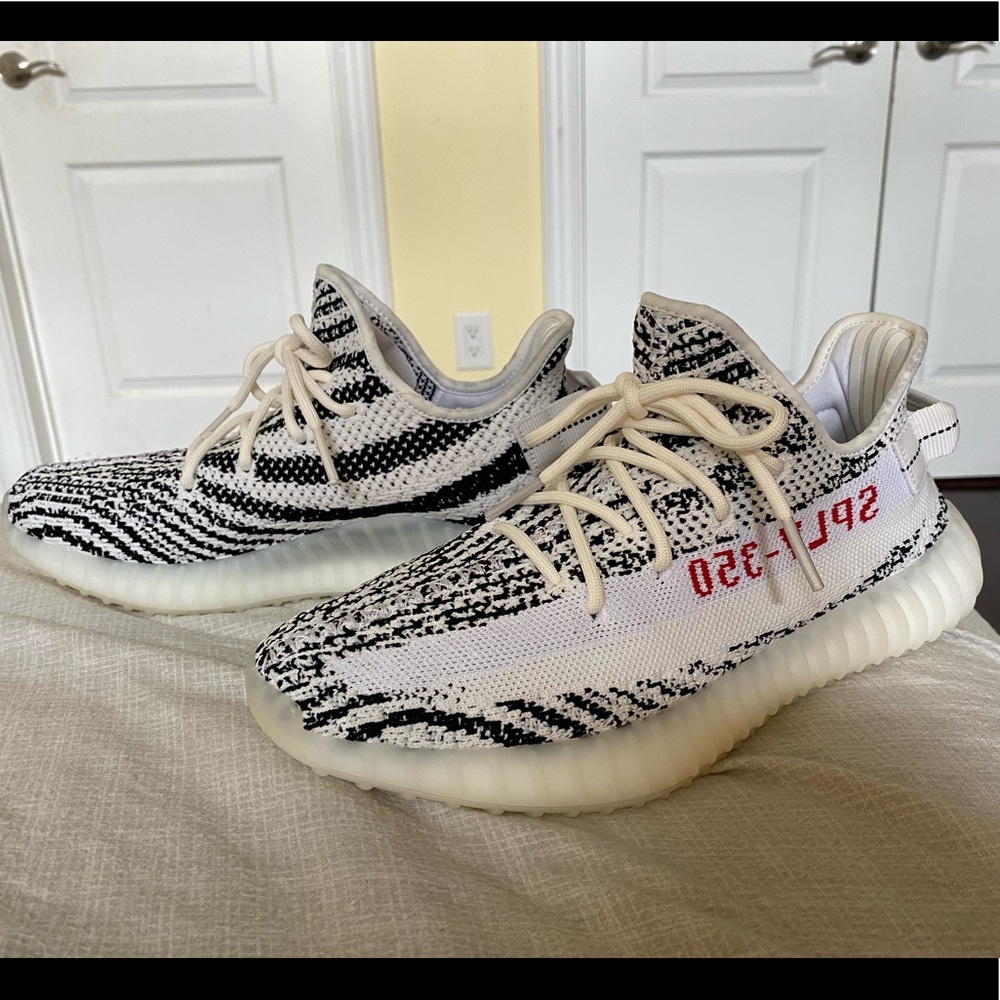Yezzy Boost 350 - Picture 2 of 4